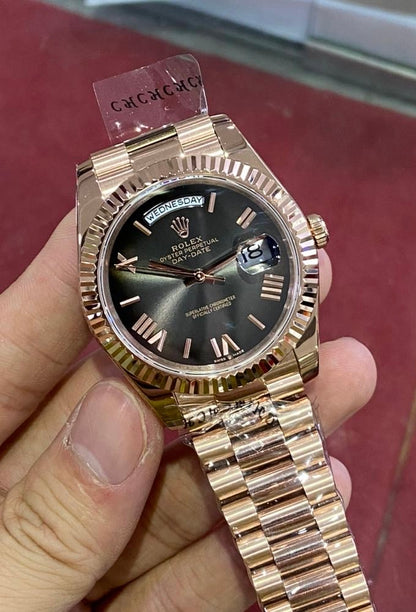 Rolex Day date Rose gold black Dial